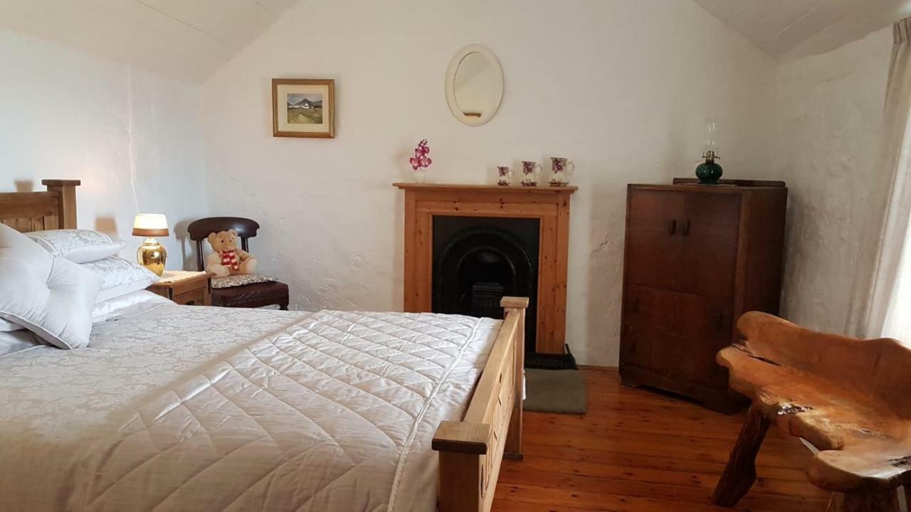 Stunning Views At Ballagh Cottage Newcastle Newcastle  Luaran gambar