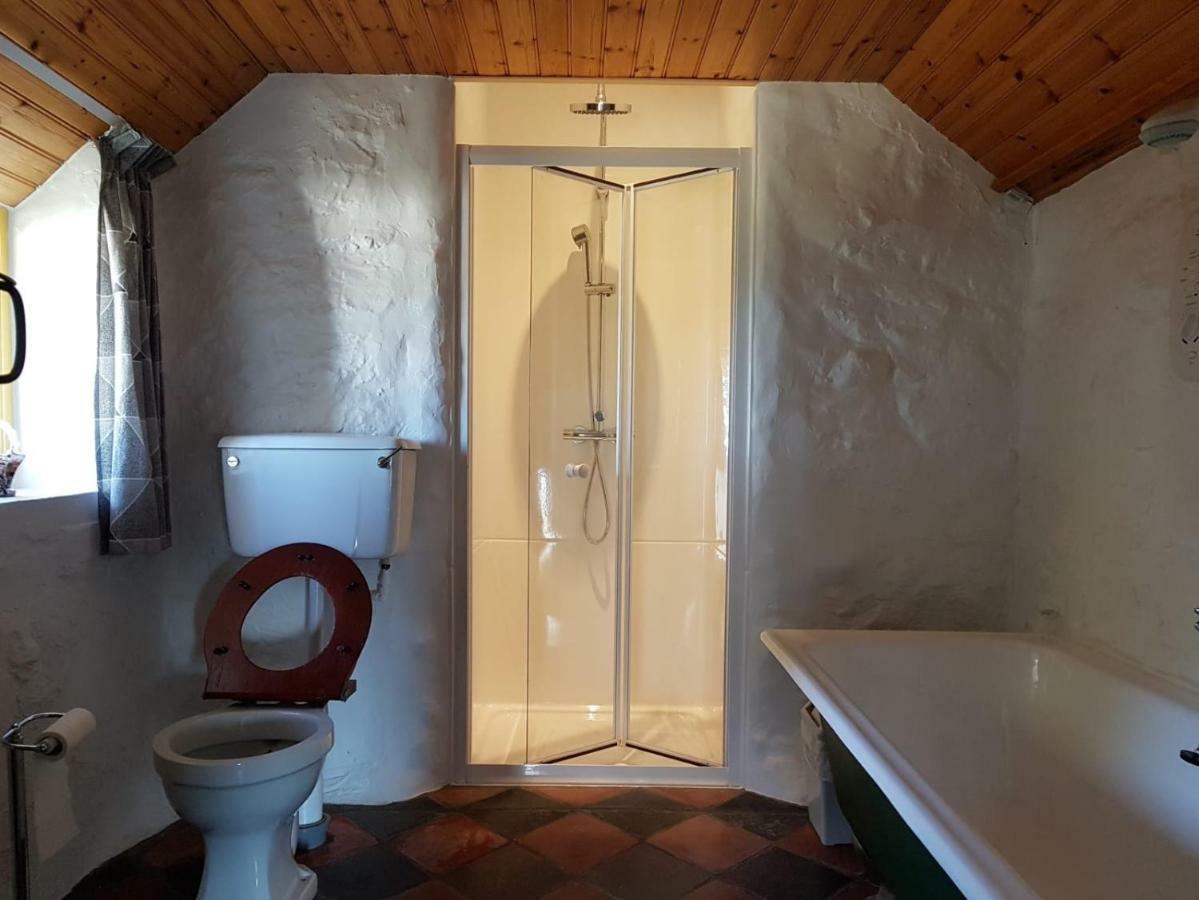 Stunning Views At Ballagh Cottage Newcastle Newcastle  Luaran gambar