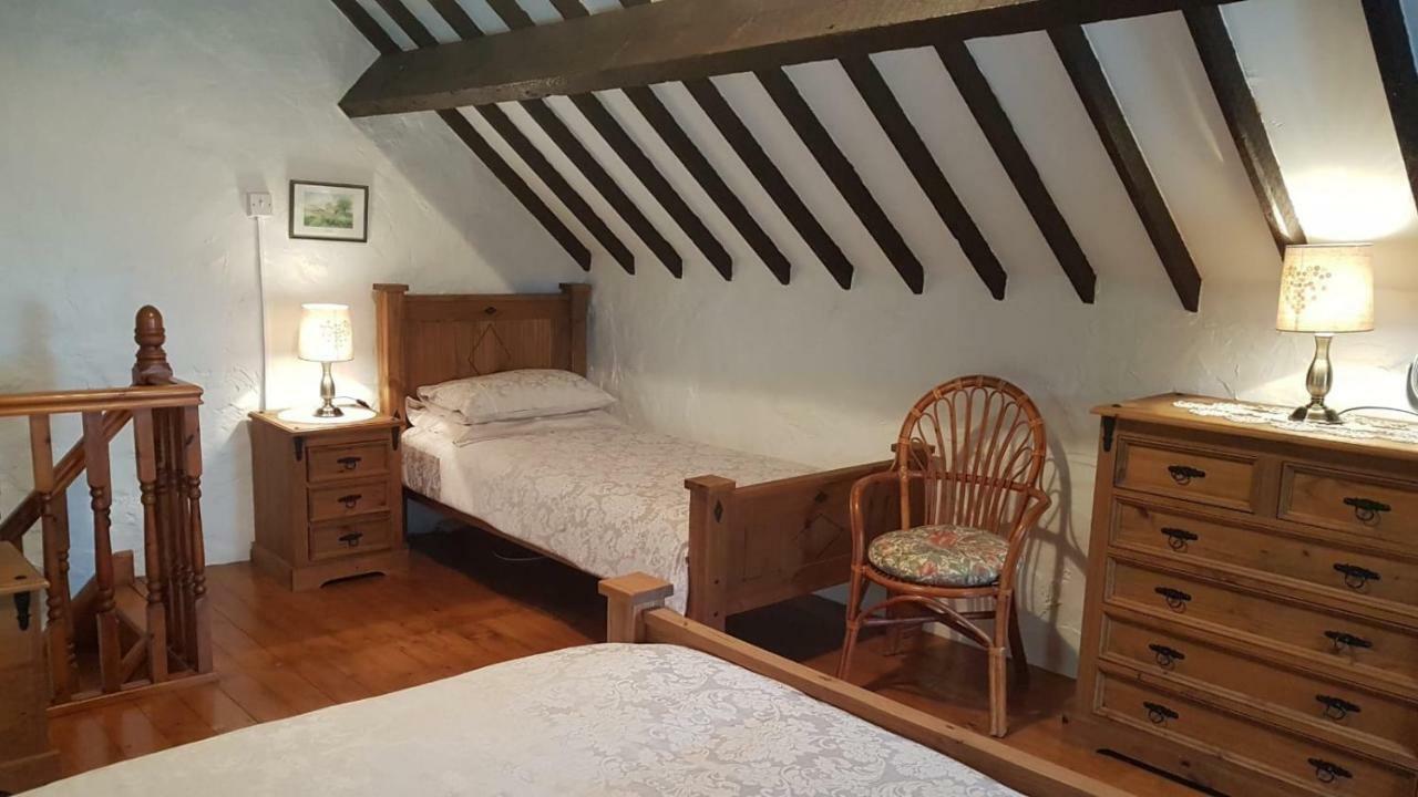 Stunning Views At Ballagh Cottage Newcastle Newcastle  Luaran gambar